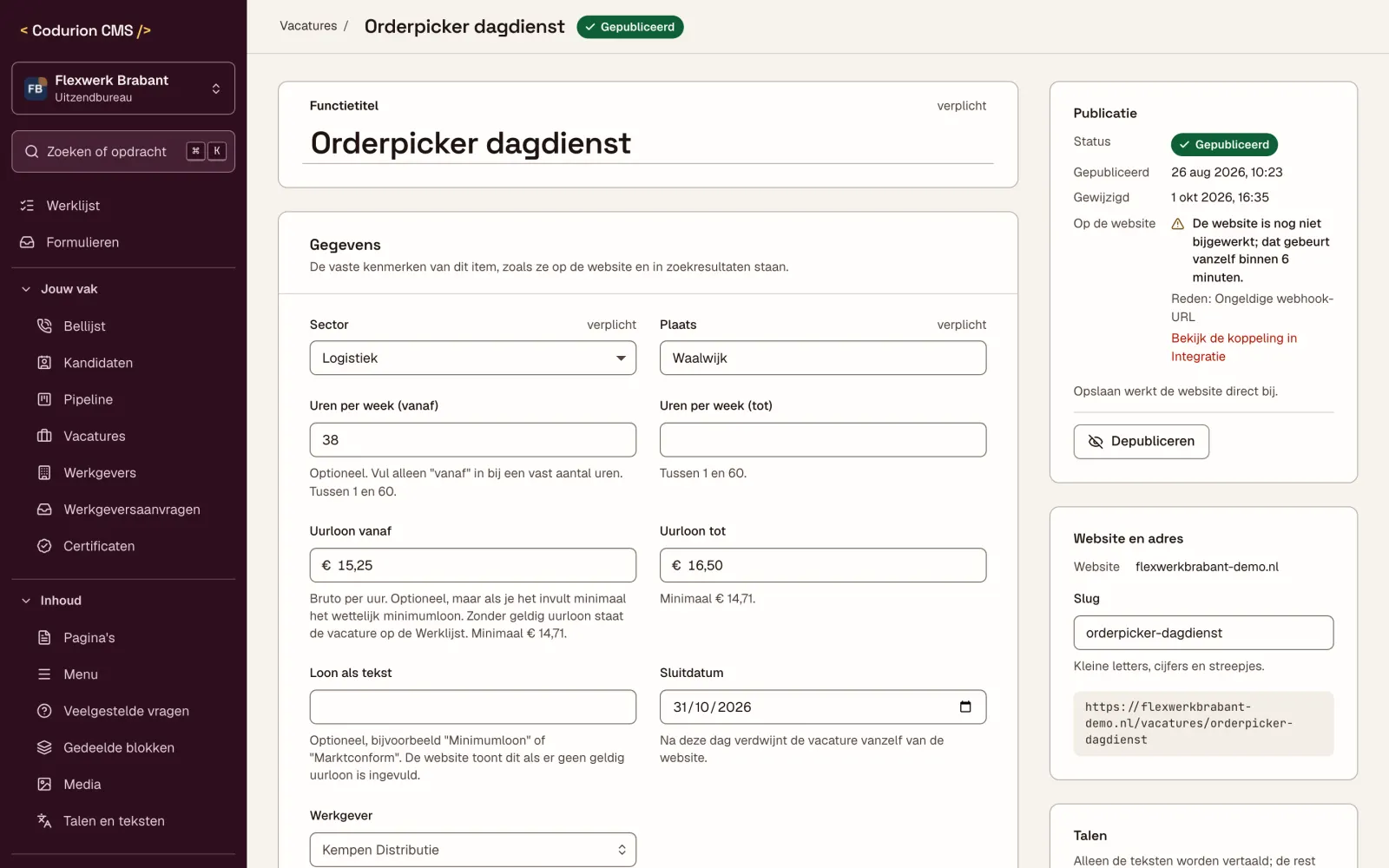 De vacature-editor met velden voor uurloon en werkgebied en een SEO-controle