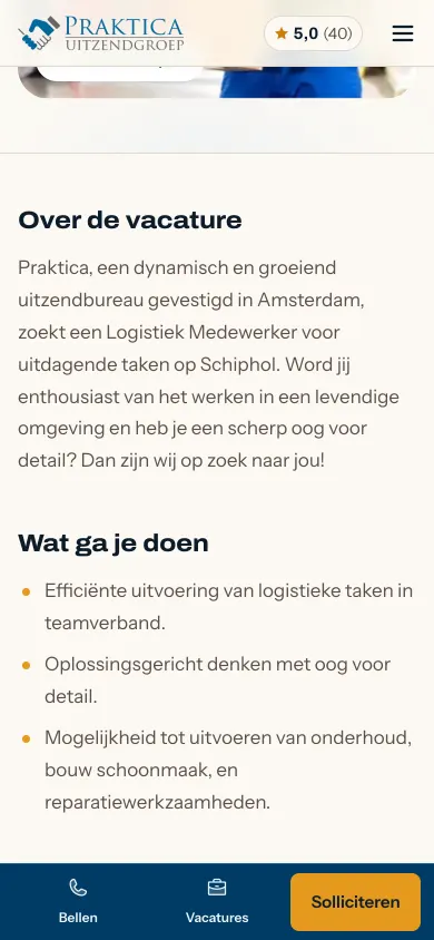 Een vacature op een telefoon met de actiebalk onderaan
